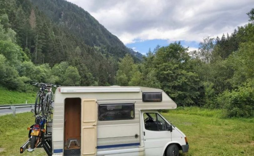 Ford 3 pers. Rent a Ford camper in Loenen? From € 85 pd - Goboony photo: 0