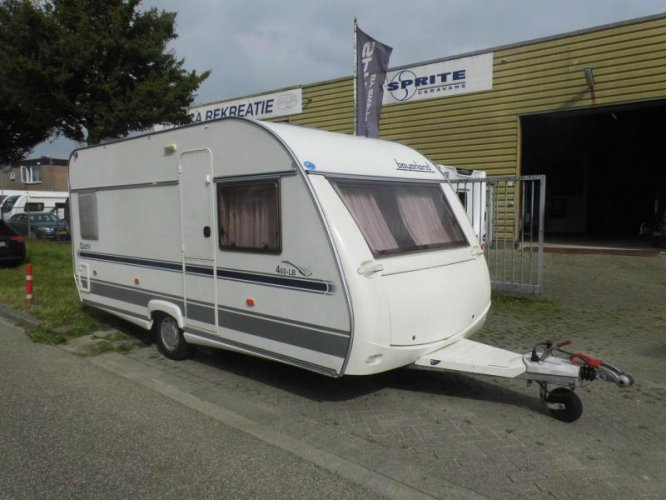 Beyerland Quartz 460 LB Met luifel en mover!  hoofdfoto: 1