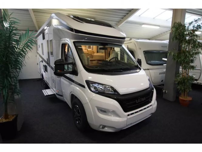 Laika Ecovip 4009 L 5000 euro korting !  foto: 1