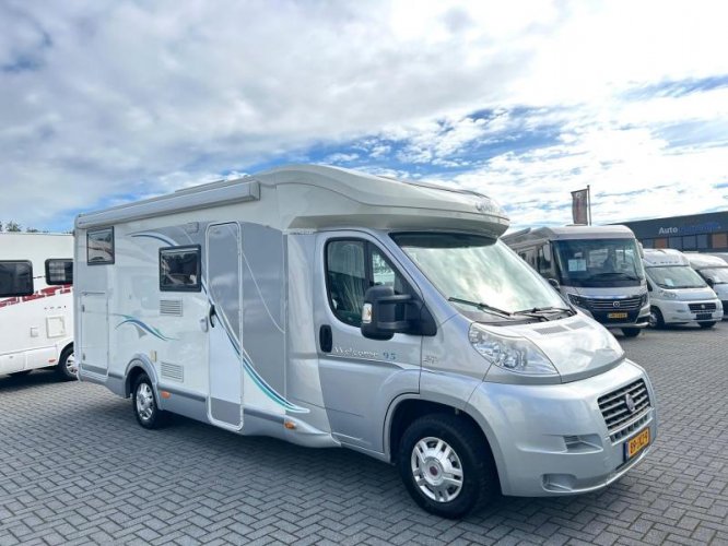 Chausson Welcome 95 enkele-bedden/2009/Airco 