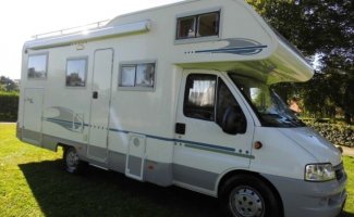 Adria Mobil 6 pers. Rent Adria Mobil motorhome in Amsterdam? From € 91 pd - Goboony