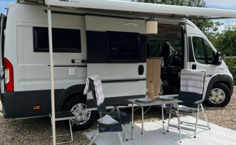 Adria Mobil 2 pers. Rent Adria Mobil motorhome in Ommen? From € 121 pd - Goboony photo: 0