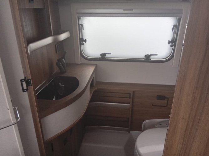 Eriba Touring 430 Legend CARAVAN DEALS foto: 12