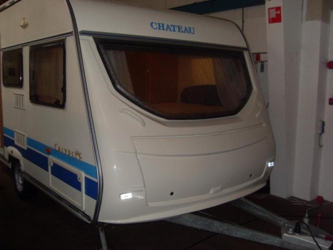 Chateau Calypso 406 Licht gewicht caravan 890 