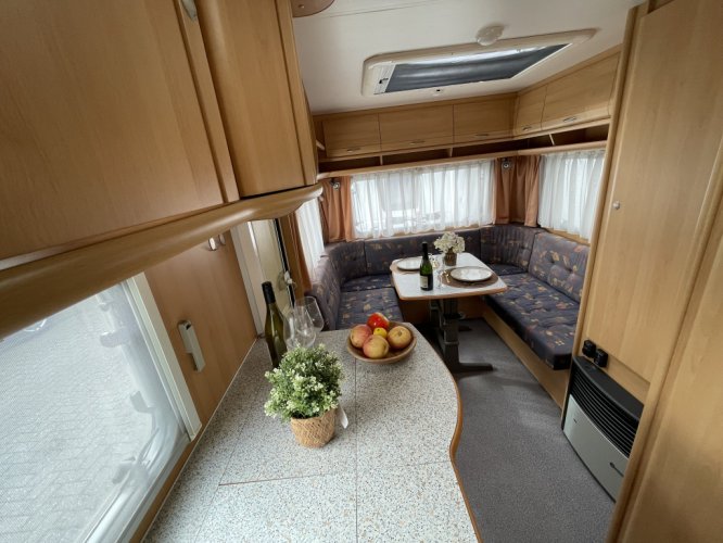 Dethleffs Caravans DETHLEFFS EG2 DWARSBED RONDZIT FIETSENDRAGER TRUMATIC KACHEL foto: 16