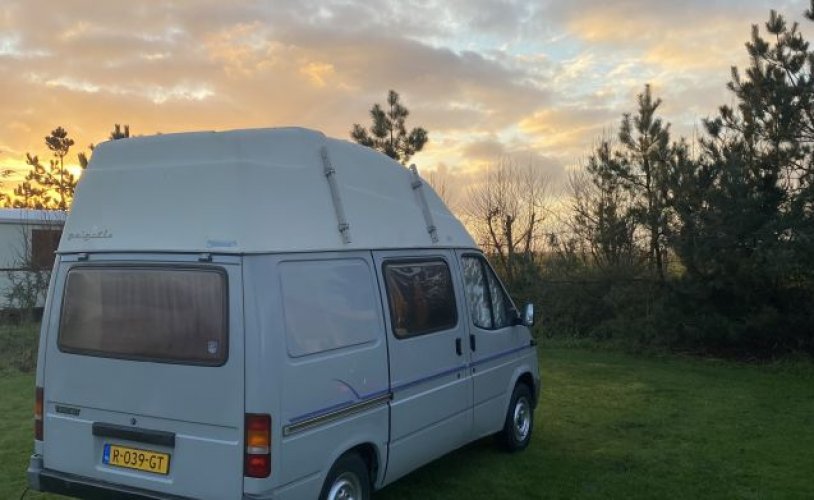 Ford 2 Pers. Einen Ford Camper in Montfoort mieten? Ab 69 € pro Tag - Goboony-Foto: 0