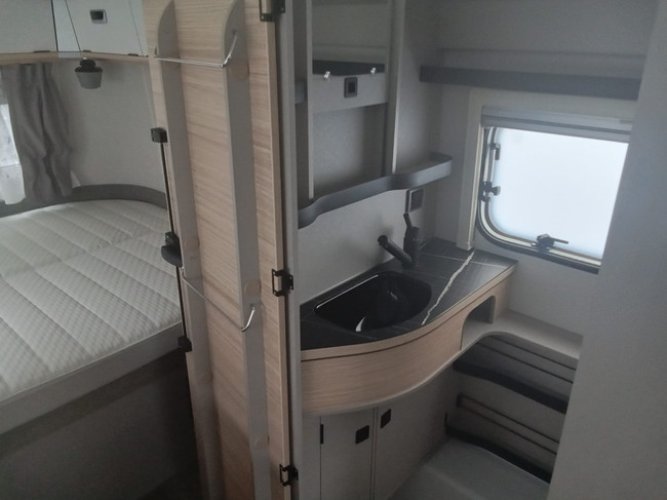 Eriba Touring 430 Urban CARAVAN DEALS foto: 12