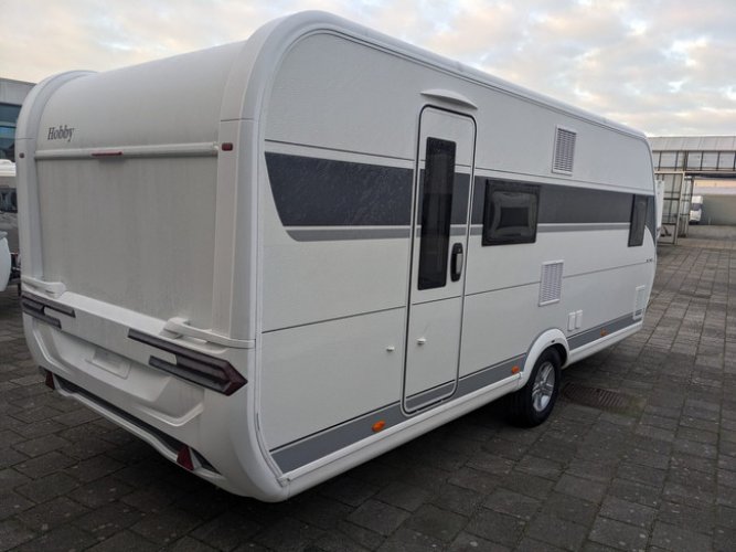 Hobby De Luxe 560 KMFE CARAVAN DEALS