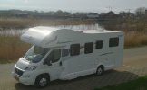 Rimor 5 pers. Rent a Rimor camper in Oud-Alblas? From €97 per day - Goboony photo: 4