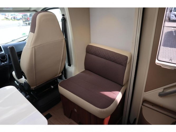 Adria Coral Platinum S 670 SL foto: 10