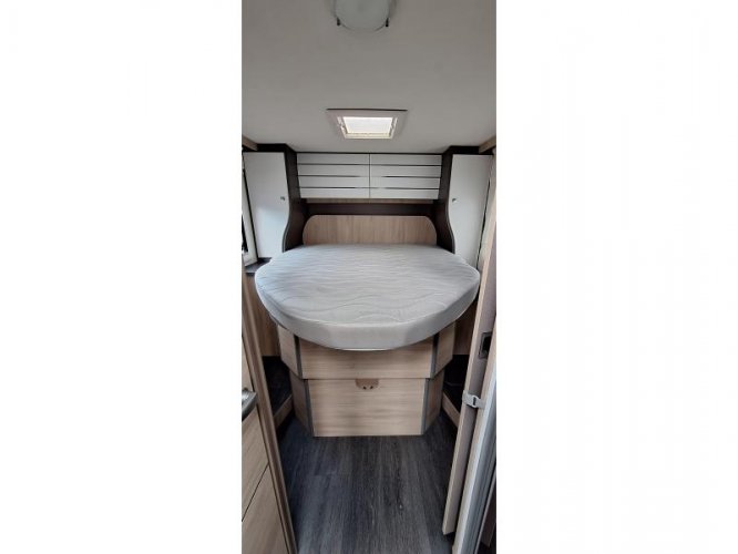 Challenger 328 Graphite VIP 328 Chausson 788  foto: 18