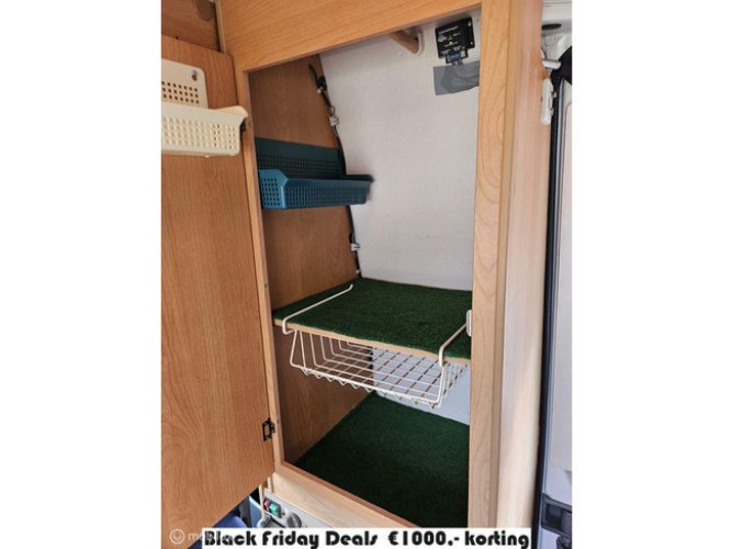 Pössl 2 Win buscamper 2.8JTD ☆Draaistoelen-Vast bed-128pk☆ foto: 19