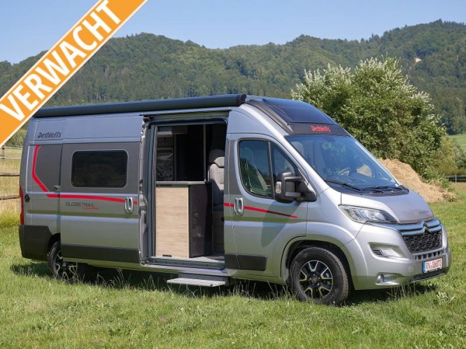 Dethleffs Globetrail Advantage 640 ES lengte bedden / automaat  foto: 0