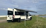 Peugeot 4 pers. Louer un camping-car Peugeot à Bergen op Zoom ? À partir de 91 € par jour - Goboony photo : 4