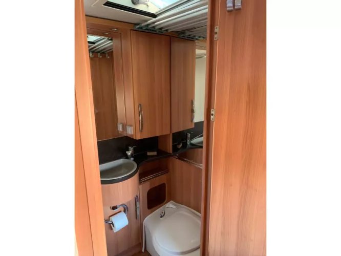 Hymer Exclusive Line 674 2xAirco, Hydr. Level  foto: 9