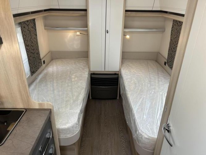 Hobby De Luxe 460 LU Model 2025! Gratis Mover!  foto: 5