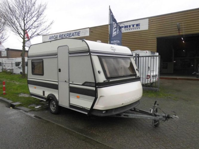 Hobby De Luxe 370 DD Nette originele staat!  hoofdfoto: 1