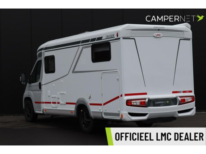 LMC Cruiser V646 3-G 140pk JTD | Nieuw uit voorraad leverbaar | Lengtebedden | Panoramisch dak |