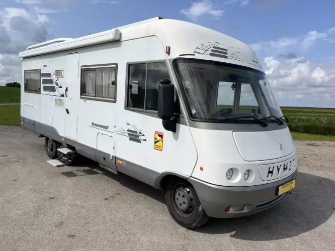 Hymer 230 CEMBB  hoofdfoto: 1