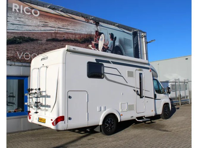 Hymer Tramp 598 GL Queensbed / Hefbed 