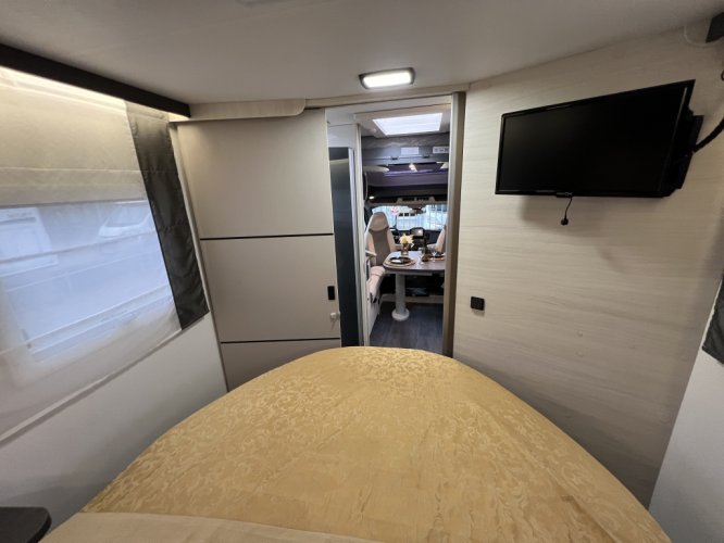 Chausson Titanium Premium 788 AUTOMAAT QUEENSBED+HEFBED  foto: 11