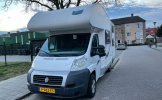 McLouis 6 pers. Want to rent a McLouis camper in De Bilt? From €79 per day - Goboony photo: 2