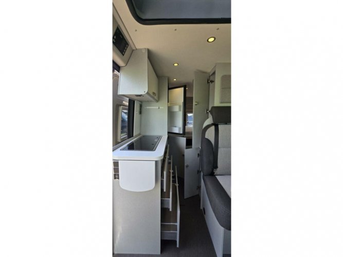 Hymer Free 600 Campus * 4P * 6m lang * hefdak foto: 10