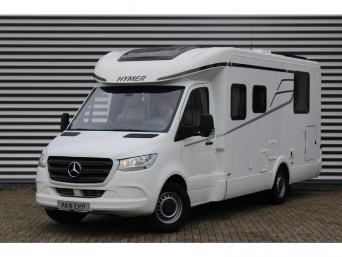 Hymer T695 S Mercedes Queensbed 190PK  foto: 1