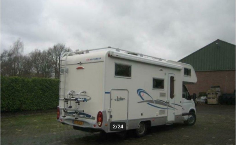 Adria Mobil 5 pers. Adria Mobil camper huren in Hendrik-Ido-Ambacht? Vanaf € 97 p.d. - Goboony foto: 1