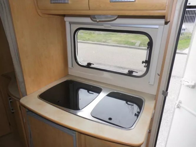 Caravelair Sporting Luxe 420 