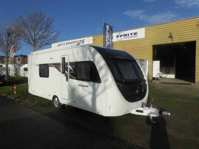 Sprite Cruzer 495 SR Nieuwstaat! Thule luifel  hoofdfoto: 1