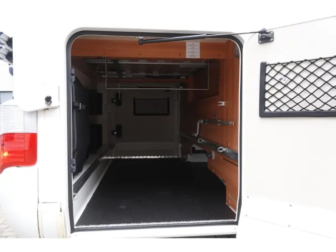 Hymer B 698 Queensbed  foto: 9