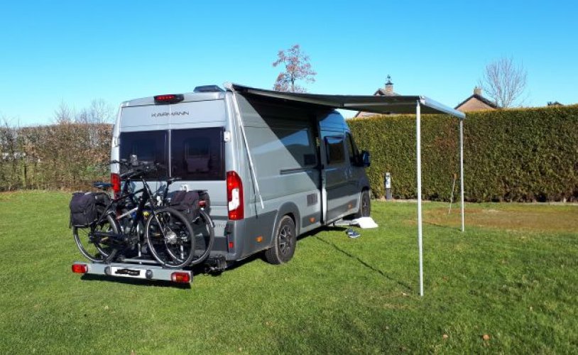 Karman 2 pers. Louer un camping-car Karmann à Molenschot ? À partir de 127 € pj - Goboony photo : 0