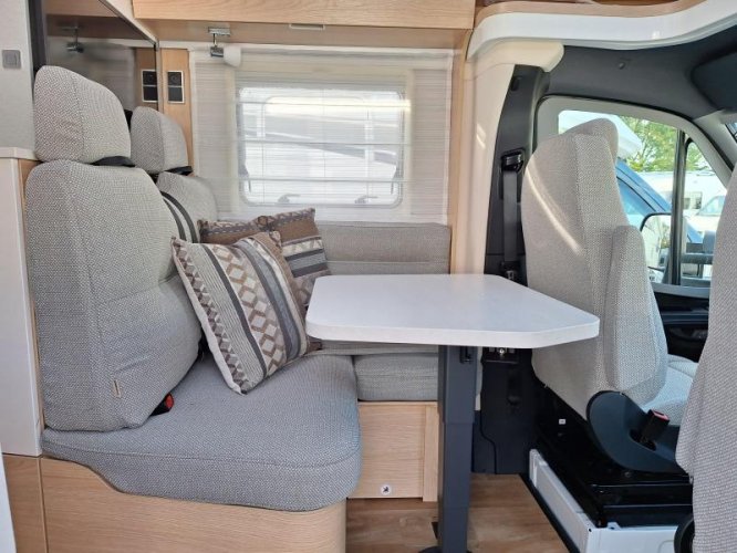 Hymer B-MCT 580 - XXL BED - 9G AUTOMAAT 