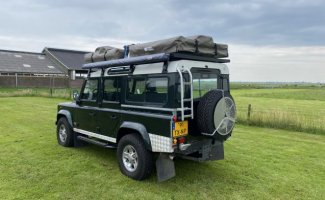 Land Rover 4 pers. Rent a Land Rover camper in Weesp? From € 125 pd - Goboony