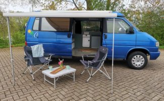 Volkswagen 4 pers. Rent a Volkswagen camper in Wageningen? From € 58 pd - Goboony