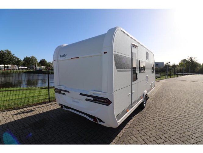 Hobby De Luxe 490 KMF Model 2025 | 1750Kg | 542 