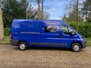 Peugeot Boxer 2.0 BlueHDI L3 Buscamper/Zeer complete camper met oa zonnepanelen, complete keuken en volledig 12 maanden BOVAG garantie foto: 4