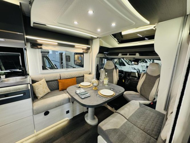 Chausson Titanium Premium 650 Ruimtewonder Automaa  foto: 9