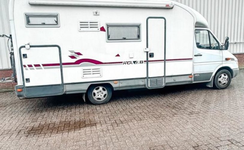 Arca 4 pers. Rent an Arca camper in Venlo? From €85 per day - Goboony photo: 0
