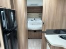 Challenger Genesis 398 EB Queensbed Hefbed Air  foto: 13