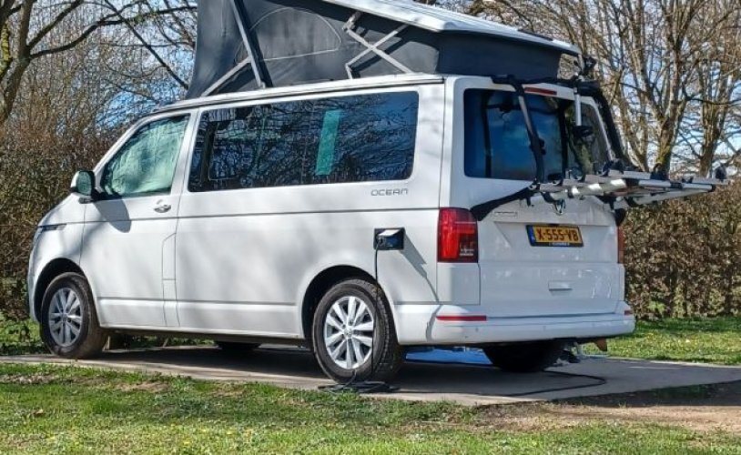 Volkswagen 4 pers. Rent a Volkswagen camper in Vuren? From €152 per day - Goboony photo: 1