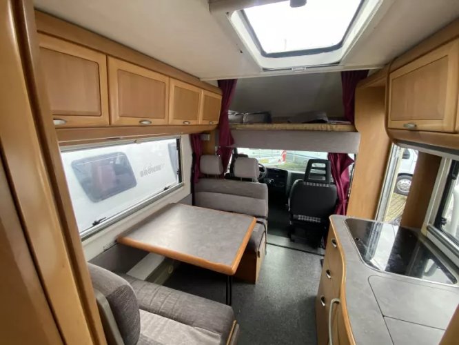 Hymer Camp 644 G 6 pers camera  foto: 12