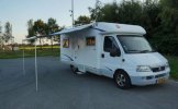 Burstner 4 pers. Louer un camping-car Burstner à Veldhoven ? À partir de 102 € pj - Goboony photo : 3
