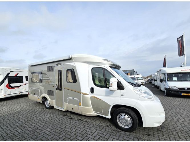 Lit fixe Hymer T654 SL/2008/édition or photo : 1