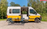 Renault 2 pers. Rent a Renault camper in Urk? From € 75 pd - Goboony photo: 0