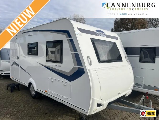 Caravelair Alba Style 430 met mover  hoofdfoto: 1