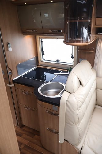 Hymer  B 698 foto: 12