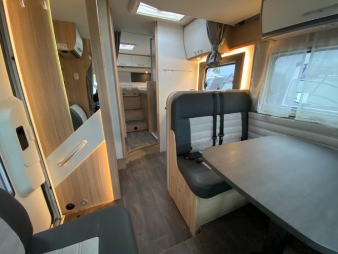 Sunlight T68 Adventure Edition Fiat Ducato Hefbed INCLUSIEF STALLING foto: 22