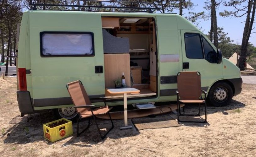 Possl 2 pers. Louer un camping-car Pössl à Dordrecht À partir de 73 € pj - Goboony photo : 1